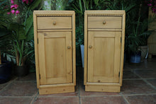 ❤️ Unusual Slim Pair Old Pine Bedside Cabinets/ Cupboards/ Lamp Tables ❤️