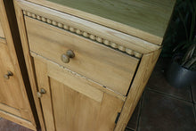 ❤️ Unusual Slim Pair Old Pine Bedside Cabinets/ Cupboards/ Lamp Tables ❤️