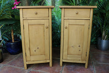 💛 Superb! Original Pair Old Pine Bedside Cabinets/Cupboards/Lamp Tables 💛