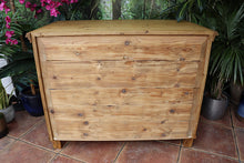 🩷 Very Old (Georgian) Pine Chest of Drawers/ Sideboard/ Kitchen/ TV Stand 🩷