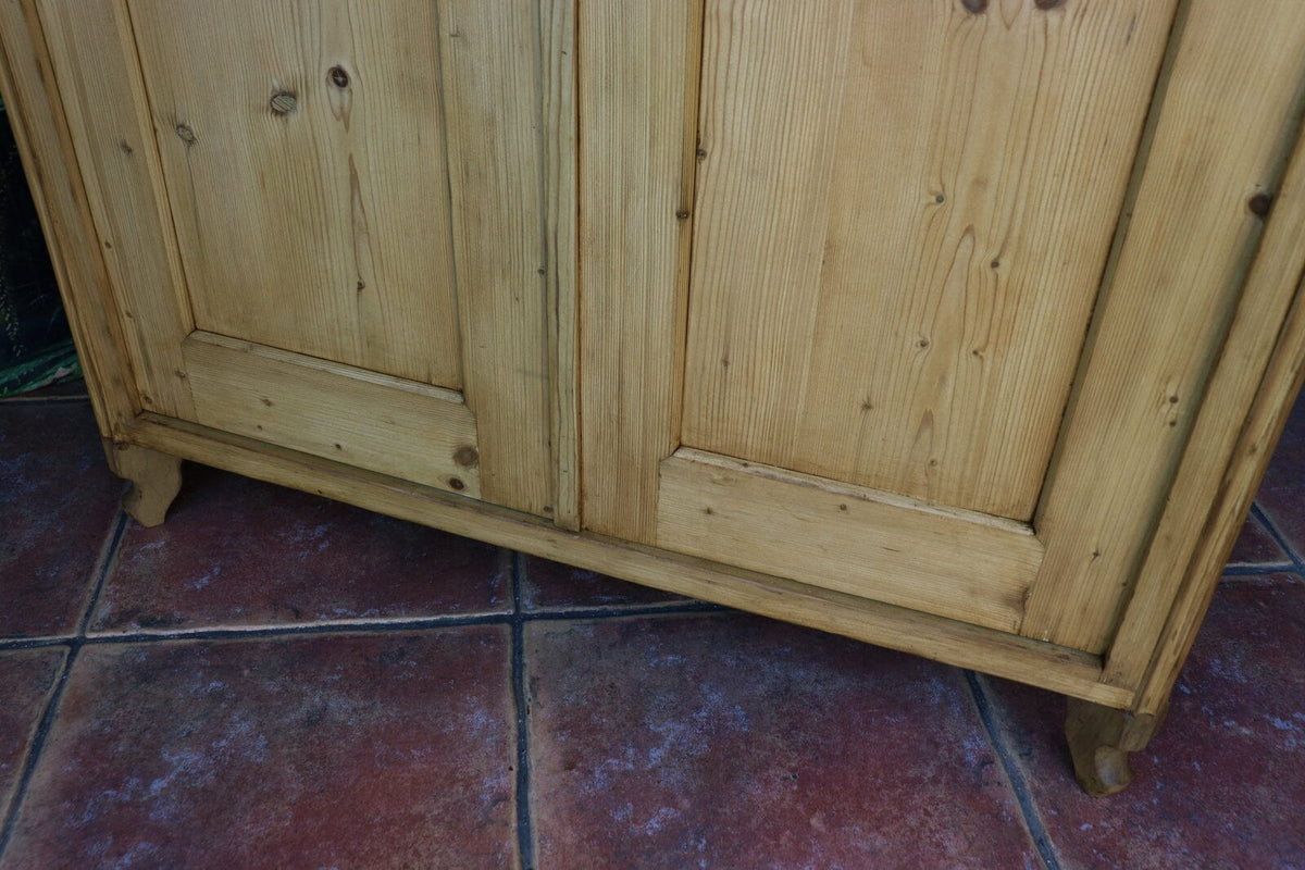 🤩 Lovely! Old Pine Wardrobe/ 'Housekeepers' Cupboard-Linen/ Larder/ Food 🤩