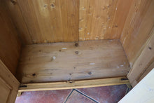 🤩 Lovely! Old Pine Wardrobe/ 'Housekeepers' Cupboard-Linen/ Larder/ Food 🤩
