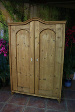😍 Gorgeous! Old Pine Wardrobe/ Cupboard-Linen/ Larder/ Food/ Home Office 😍