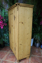 💕 Amazing! Georgian! Old Pine Cupboard-Linen/ Larder/ Food/ Home Office 💕