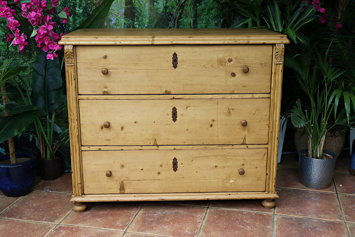 💖 HUGE!! Old Victorian Pine Chest Drawers/ Sideboard/ Kitchen/ TV Stand 💖