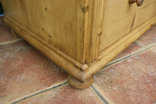 💖 HUGE!! Old Victorian Pine Chest Drawers/ Sideboard/ Kitchen/ TV Stand 💖