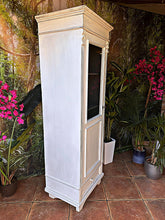 ❤️ Superb! Old Pine/ White Painted Glazed Tall & Slim Display Cupboard/ Cabinet ❤️