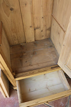 😍 Very Old! Pine Tall Slim Cupboard-Linen/ Larder/ Housekeeping/ Wardrobe 😍