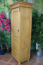 🥰 Fab! Old Pine Tall Cupboard/ Linen/ Larder/ Food/ Wardrobe 🥰