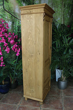 🥰 Fab! Old Pine Tall Cupboard/ Linen/ Larder/ Food/ Wardrobe 🥰