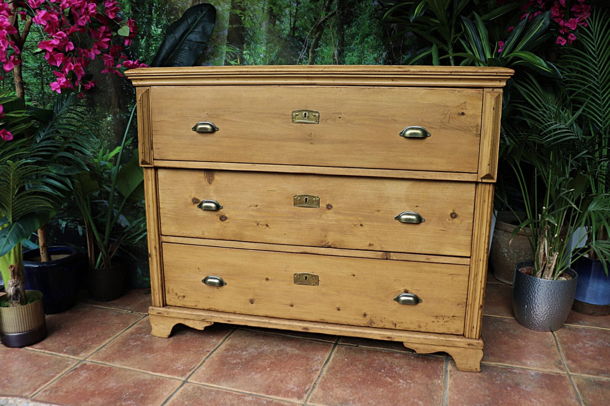 🩷 BIG!! Old Victorian Pine Chest Drawers/ Sideboard/ Kitchen/ TV Stand 🩷