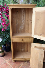 ❤️ Lovely! Old Pine 2 Door Cupboard-Linen/ Larder/ Home Office/ Bathroom ❤️