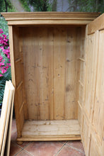 😍 Stunning! Old Pine Wardrobe/Shelved Cupboard-Linen/ Larder/ Food/ Office 😍