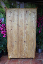 🥰 Big! Fab! Old Pine Shelved Cupboard-Linen/ Larder/ Food/ Office/ Wardrobe 🥰