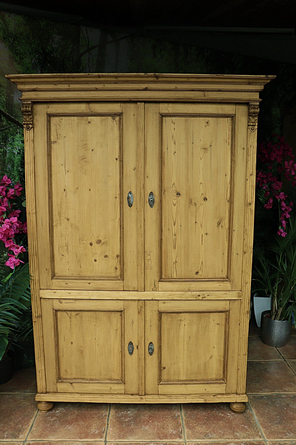💖 WOW! BIG! Old Pine 4 Door Cupboard-Linen/ Larder/ Food/ TV Cabinet/ Office 💖