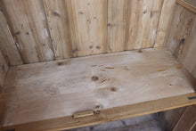 😍 Fabulous Old Pine 4 Door Cupboard - Linen/ Larder/ Food/ TV Cabinet 😍