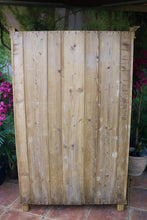 😍 Fabulous Old Pine 4 Door Cupboard - Linen/ Larder/ Food/ TV Cabinet 😍