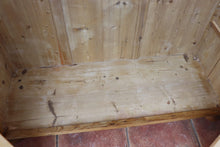 🤩 Big! Very Old Glazed Pine Display Cupboard/ Cabinet & Adjustable Shelves 🤩