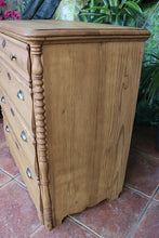 🥰 Gorgeous! Very Old! Large Georgian Pine Chest of Four Drawers/ Sideboard 🥰
