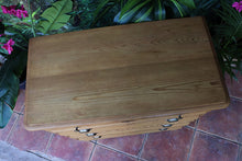 🥰 Gorgeous! Very Old! Large Georgian Pine Chest of Four Drawers/ Sideboard 🥰