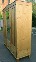 💖 WOW! Quality! Big Old Pine Triple Knock Down Linen Press Wardrobe 💖