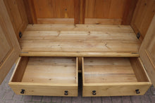 🤩 Exceptional! Quality! Big Old Pine Double Knock Down Wardrobe 🤩