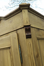 🤩 OMG! Big! Rare! Quality! Very Old (Georgian) Pine Double Knock Down Wardrobe 🤩