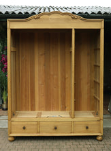 💕 Stunning! Quality! Big Old Pine Triple Knock Down Combination Wardrobe 💕