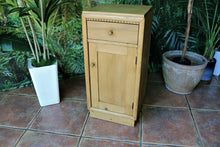 ❤️ Unusual & Slim Single Old Antique Pine Bedside Cabinet/Cupboard/Lamp Table ❤️