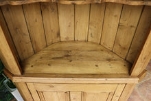 🤩 Lovely! Old Antique Pine One Door Shelved Corner Cupboard/ Cabinet 🤩