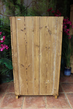 🩷 Superb! Old Antique Pine Vented Cupboard-Linen/ Larder/ Office/ Bathroom 🩷