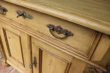 💕 Lovely Quality Old Antique Victorian Gallery Top Sideboard/ Cupboard/ TV Stand 💕