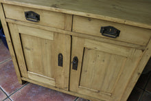 🥰 Gorgeous Quality Old Antique Pine Sideboard/ Dresser Base/ TV Stand/ Vanity 🥰