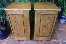 🩷 Superb! Original Pair Old Antique Pine Bedside Cabinets/ Cupboards/ Lamp Tables 🩷