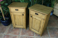 🥰 Fab! Original Pair Old Antique Pine Bedside Cabinets/ Cupboards/ Lamp Tables 🥰