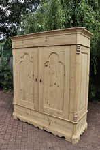 🩷 Big Old Georgian Antique Pine Double Knock Down Wardrobe - Wax/ be Painted  🩷