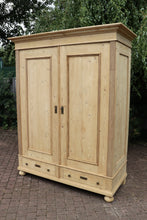 🤩 Quality! Large Old Antique Pine Double Knock Down Wardrobe 🤩