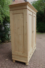 🤩 Quality! Large Old Antique Pine Double Knock Down Wardrobe 🤩