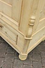 ❤️ Large Old Antique Victorian Pine Double Knock Down/ Sectional Wardrobe ❤️