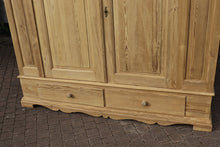 💖 Huge! Wide - 2m! Low! Quality! Old Antique Georgian Pine Knock Down Wardrobe 💖