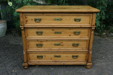 😍 Large Quality Old Antique Victorian Pine Chest of 4 Drawers/ Sideboard 😍