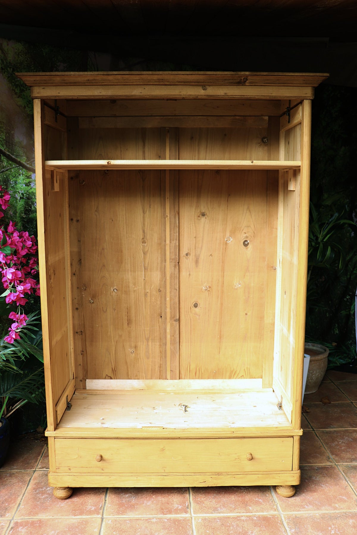 💕 Fabulous! Old Antique Pine Double Knock Down/ Sectional Wardrobe 💕
