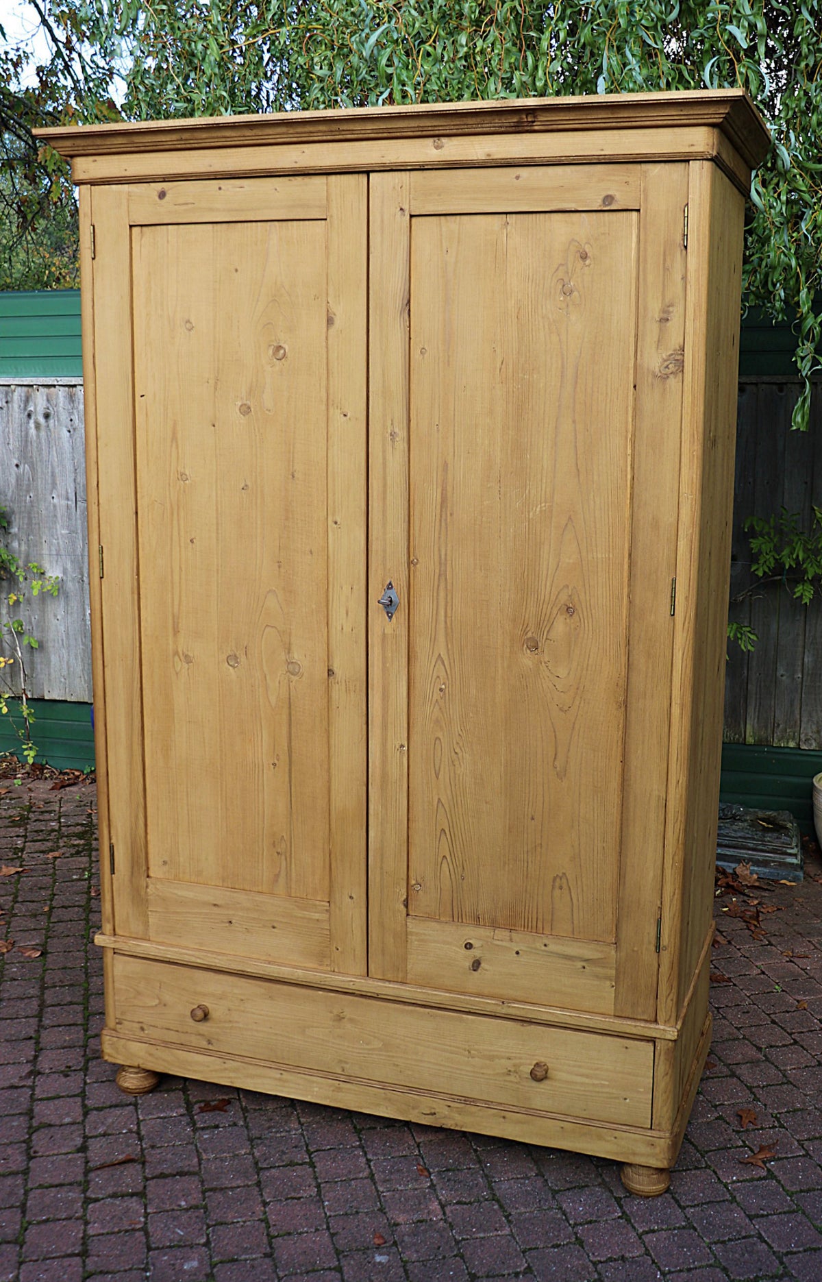 💕 Fabulous! Old Antique Pine Double Knock Down/ Sectional Wardrobe 💕
