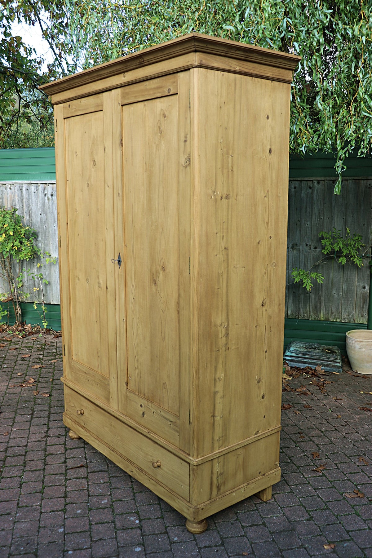 💕 Fabulous! Old Antique Pine Double Knock Down/ Sectional Wardrobe 💕