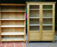 🤩 Big! Very Old Glazed Pine Display Cupboard/ Cabinet & Adjustable Shelves 🤩