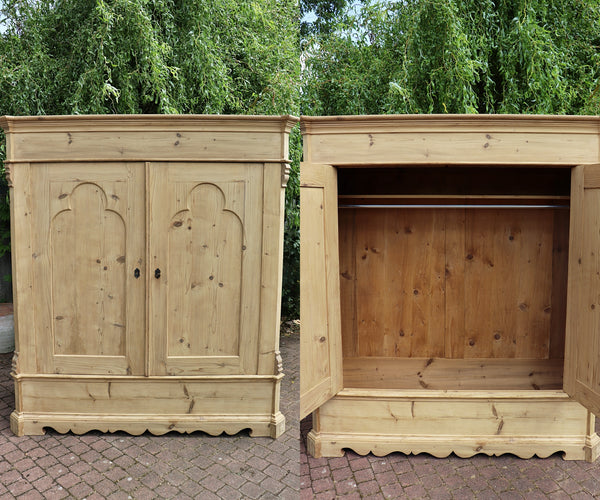 🩷 Big Old Georgian Antique Pine Double Knock Down Wardrobe - Wax/ be Painted  🩷