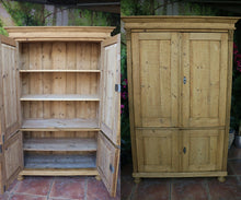 😍 Fabulous Old Pine 4 Door Cupboard - Linen/ Larder/ Food/ TV Cabinet 😍