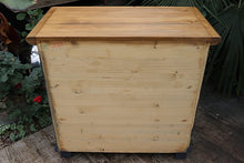 💕 Quality Old Style Pine/ Grey Painted Chest Of 3 Drawers/ Bedside/ Sideboard 😀 - oldpineshop.co.uk