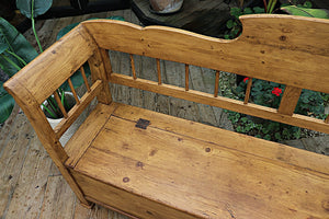❤️ FABULOUS OLD ANTIQUE WAXED PINE 'HUNGARIAN' STORAGE/BOX BENCH ❤️ - oldpineshop.co.uk