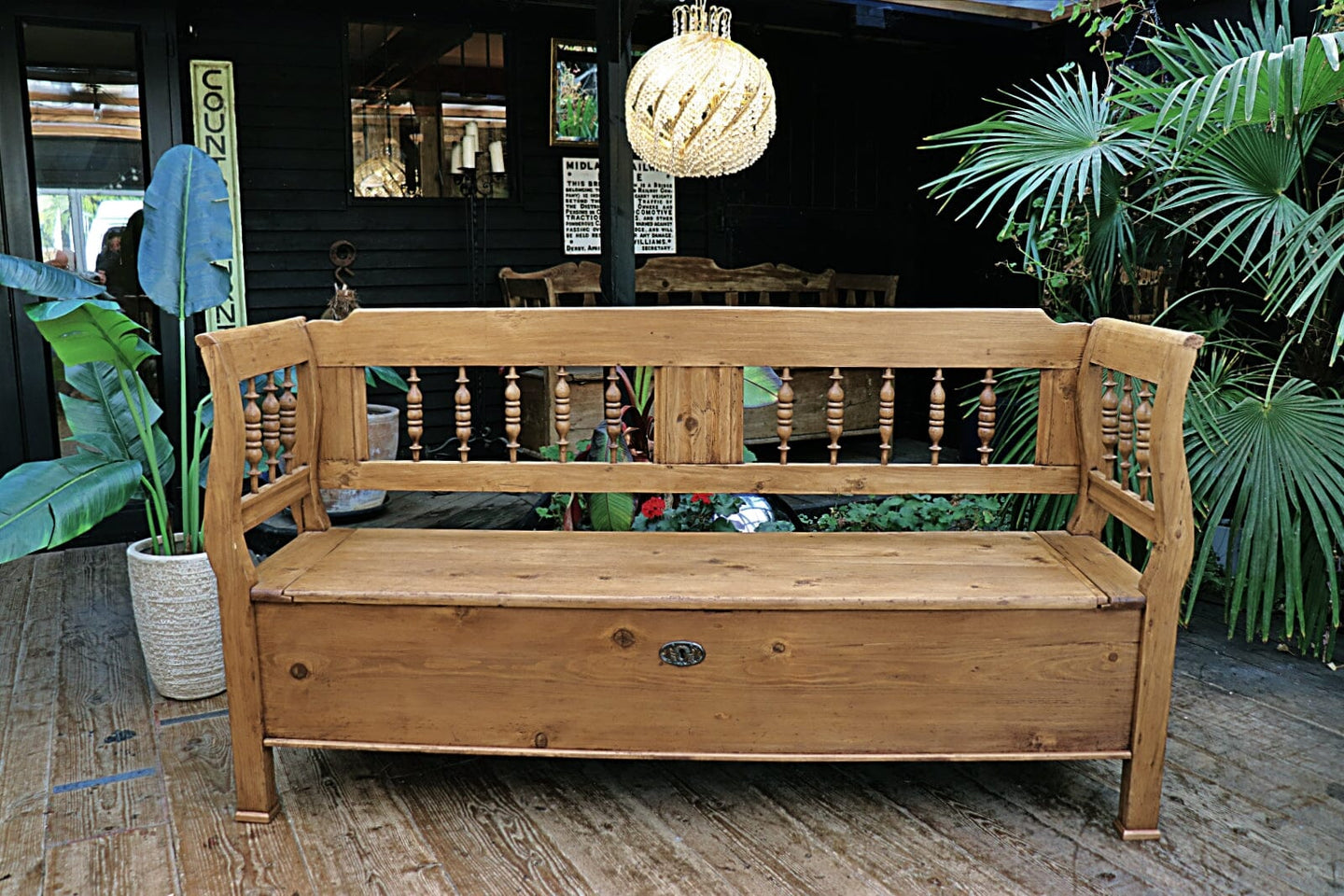 🥰 BEAUTIFUL OLD HAND WAXED PINE 'HUNGARIAN' STORAGE/ BOX BENCH 🥰 - oldpineshop.co.uk